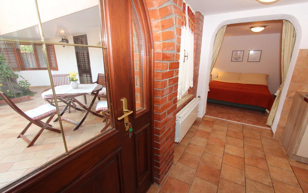 Apartments Villa Lucu Ровінь Екстер'єр фото