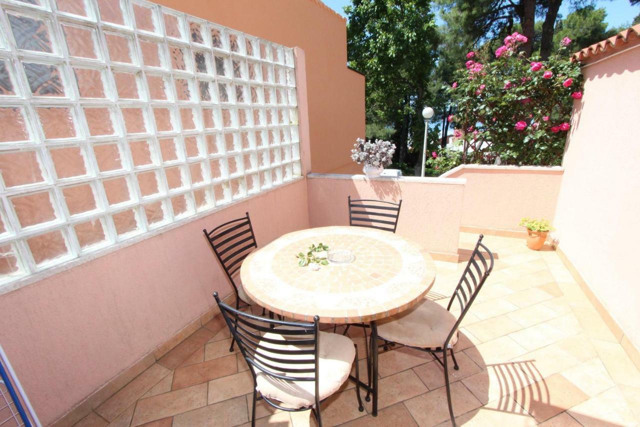 Apartments Villa Lucu Ровінь Екстер'єр фото